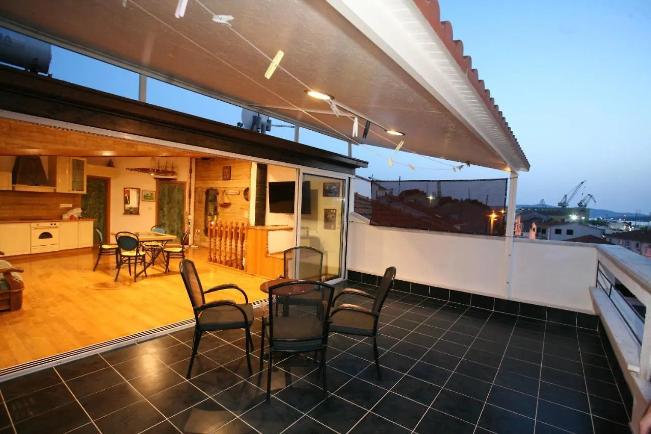 Antique Apartamento Trogir